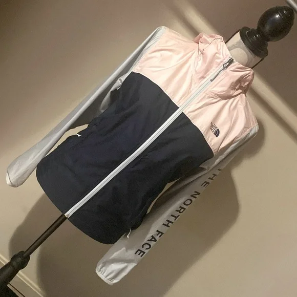 THE NORTH FACE Women’s Windbreaker Navy Blue/Pink/Silver Size Small - Picture 2 of 13